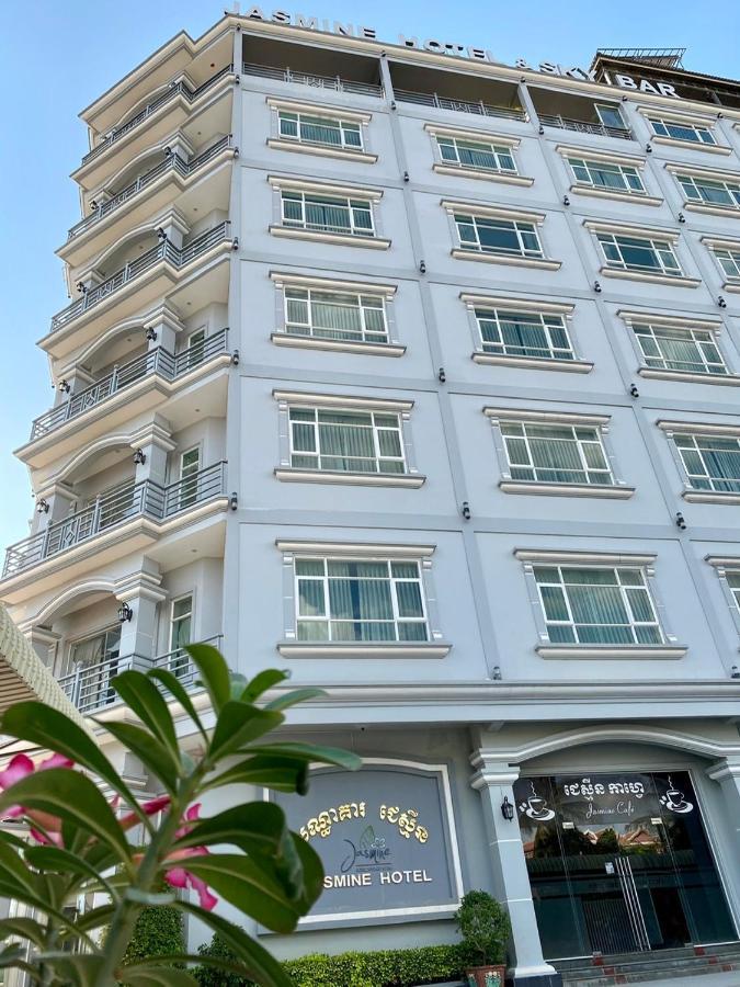 จัสมิน โฮเต็ล แอนด์ สกาย บาร์ Hotel พระตะบอง ภายนอก รูปภาพ