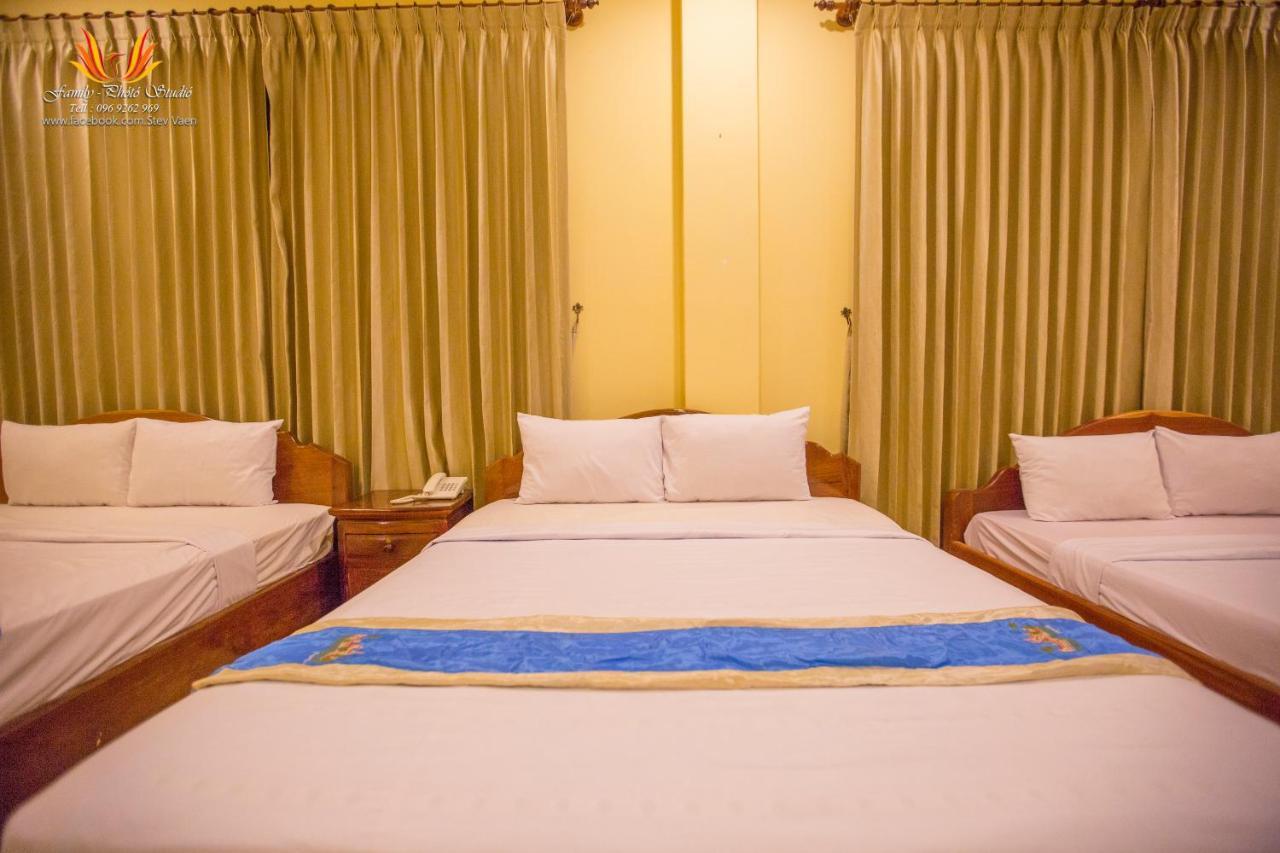 จัสมิน โฮเต็ล แอนด์ สกาย บาร์ Hotel พระตะบอง ภายนอก รูปภาพ